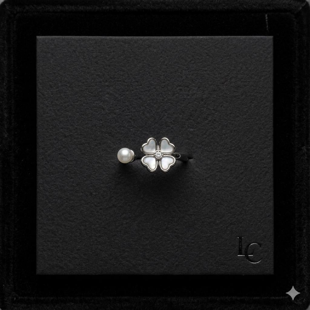 OBSIDIAN BLOSSOM RING