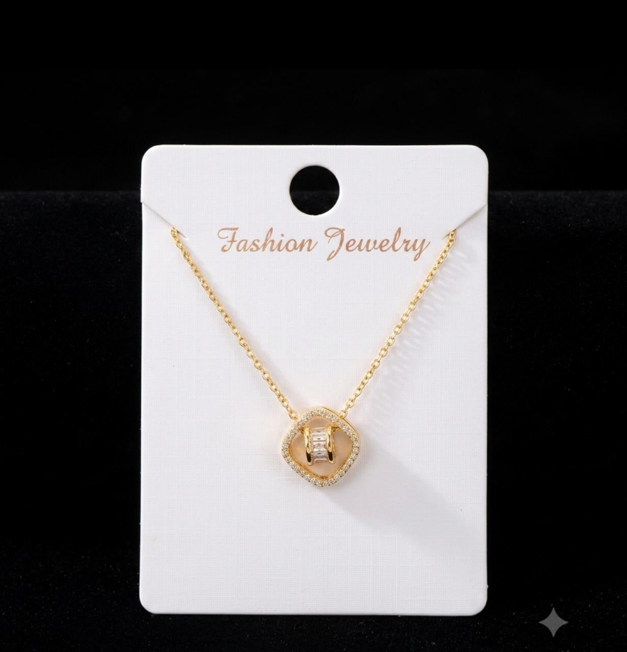 SQUARE FRAME NECKLACE