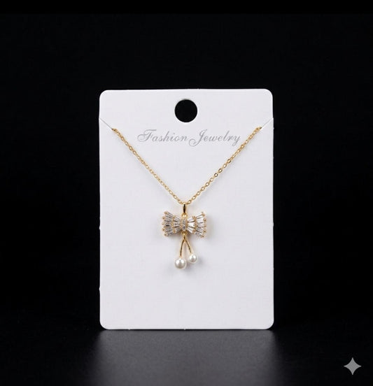 PRETTY BOW ZIRCON NECKLACE
