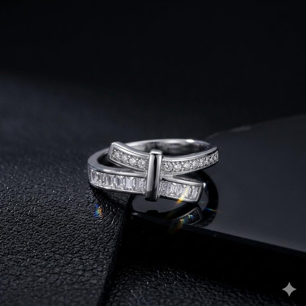 STELLAR RIBBON RING