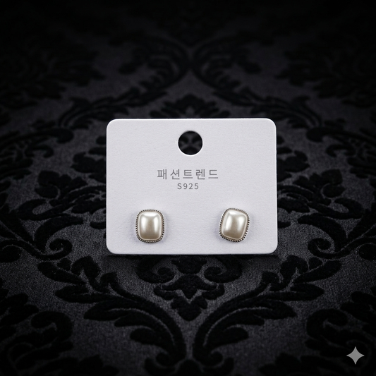SQUARE PEARL STUD