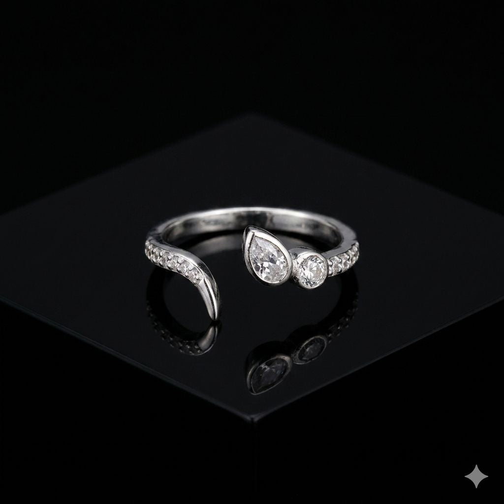 OBSIDIAN BLOOM RING