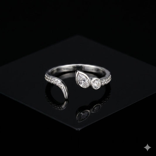 OBSIDIAN BLOOM RING