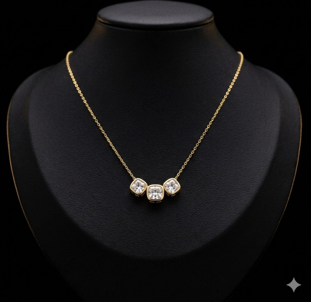 BEZEL CUSHION NECKLACE