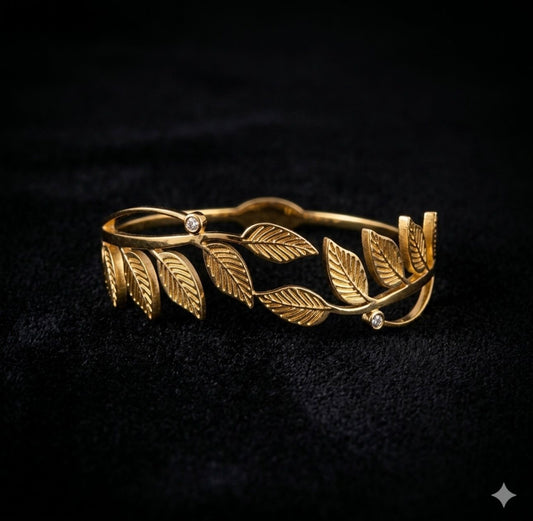 LAUREL ELEGANCE  BANGLE