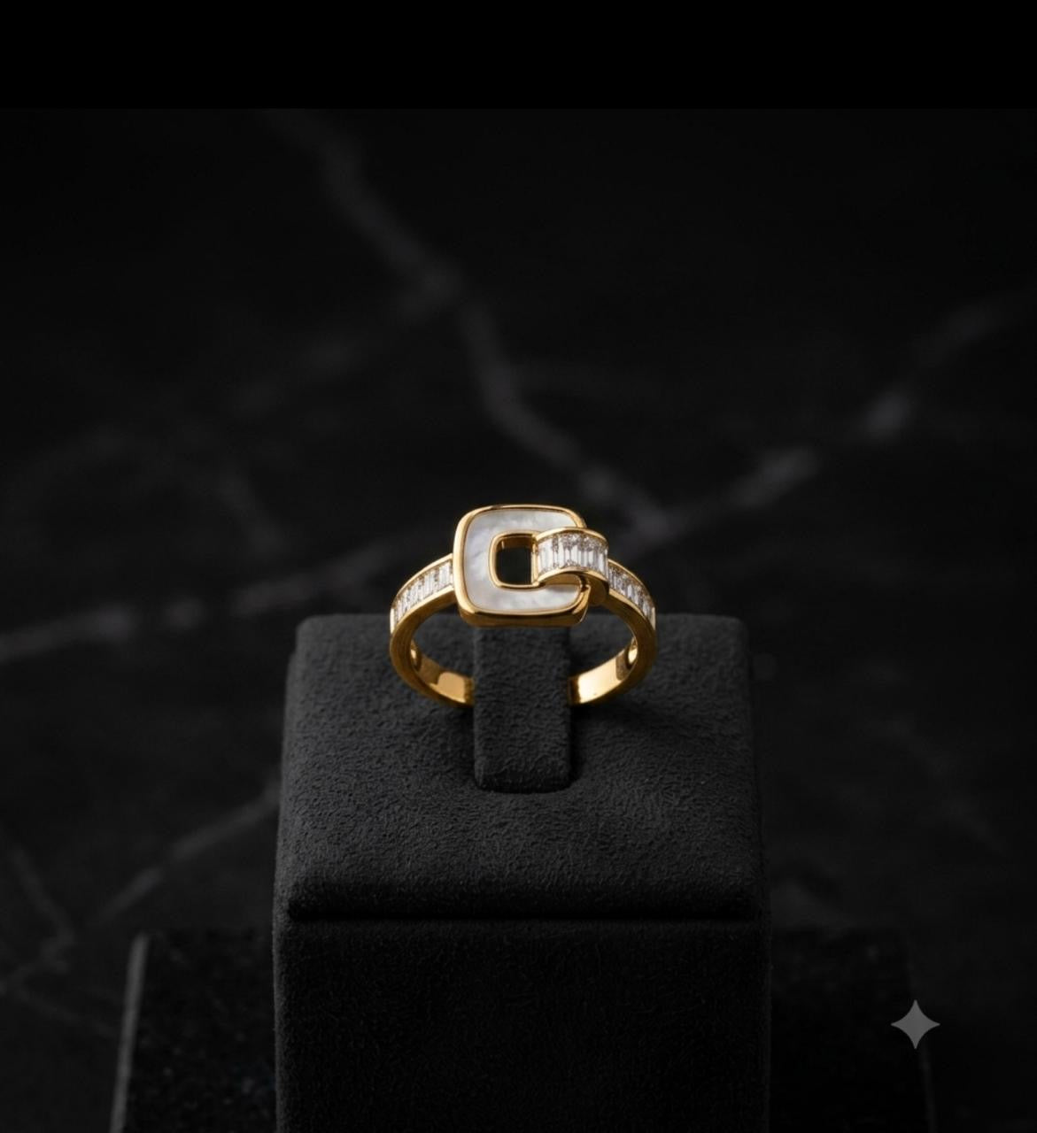 SQUARE ECLIPSE RING
